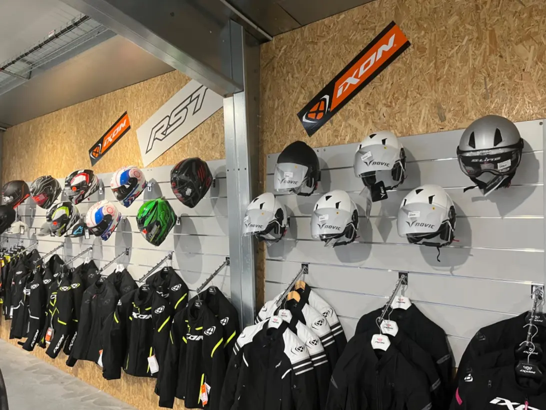 Dd Racing By Legend Motor Magasin De Motos Et Quads A Vierzon Vetements Et Accessoires Motards 01