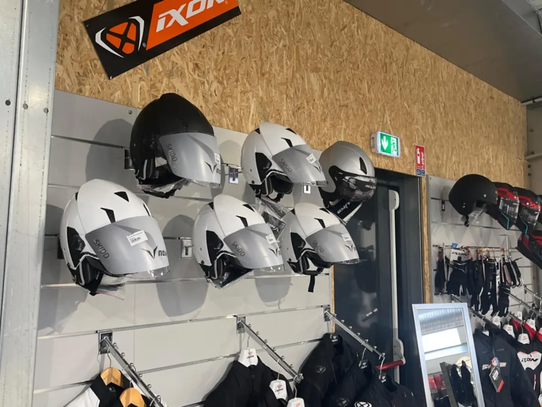 Dd Racing By Legend Motor Magasin De Motos Et Quads A Vierzon Vetements Et Accessoires Motards 05